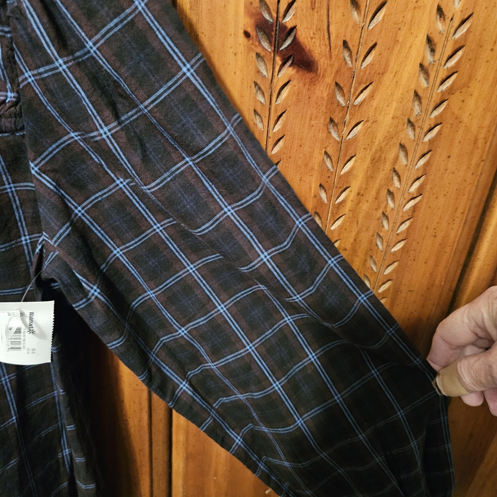 Time and Tru Plaid Button-Down Shirt - Black and Blue - Picture 2 of 3